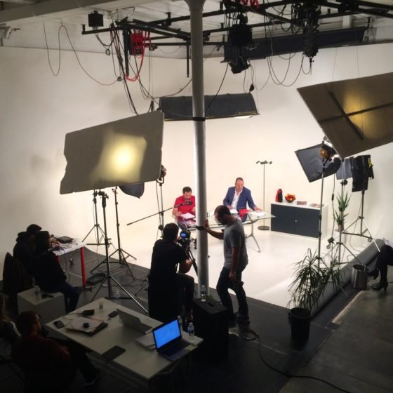 Make off vídeo golden studio